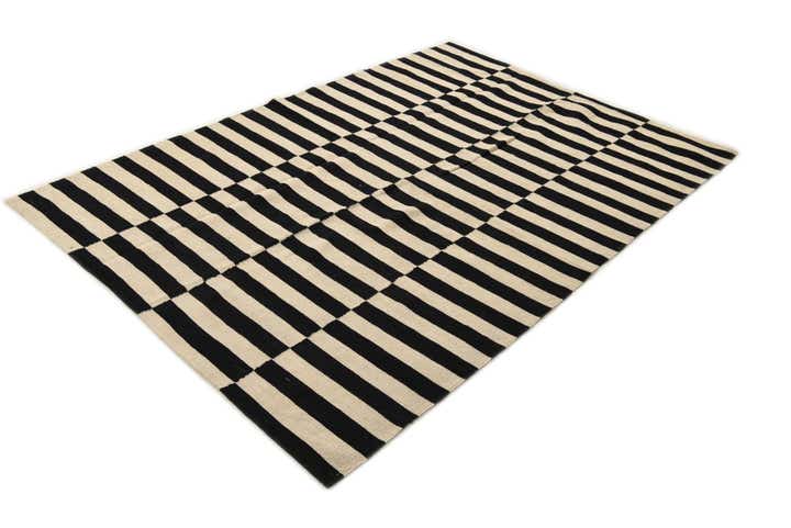 5' 4 x 7' 10 Hand Woven Kilim Modern Wool Rug