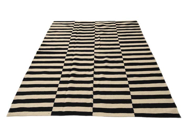 5' 4 x 7' 10 Hand Woven Kilim Modern Wool Rug