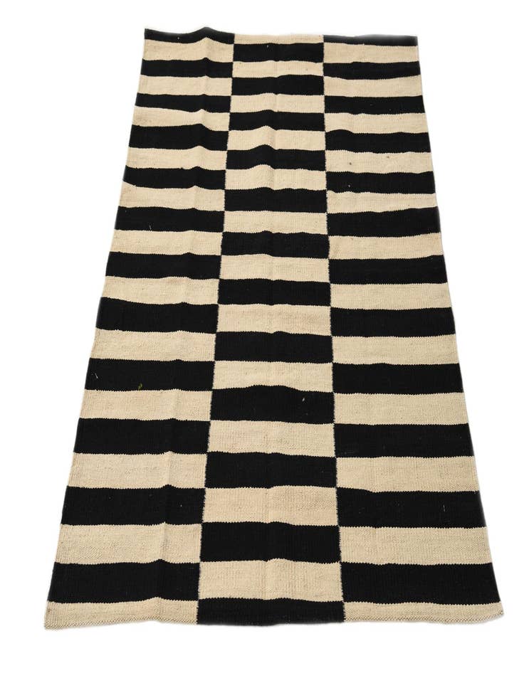 Detail image of 3' 4 x 4' 9  Hand Woven Kilim Modern Wool Rug