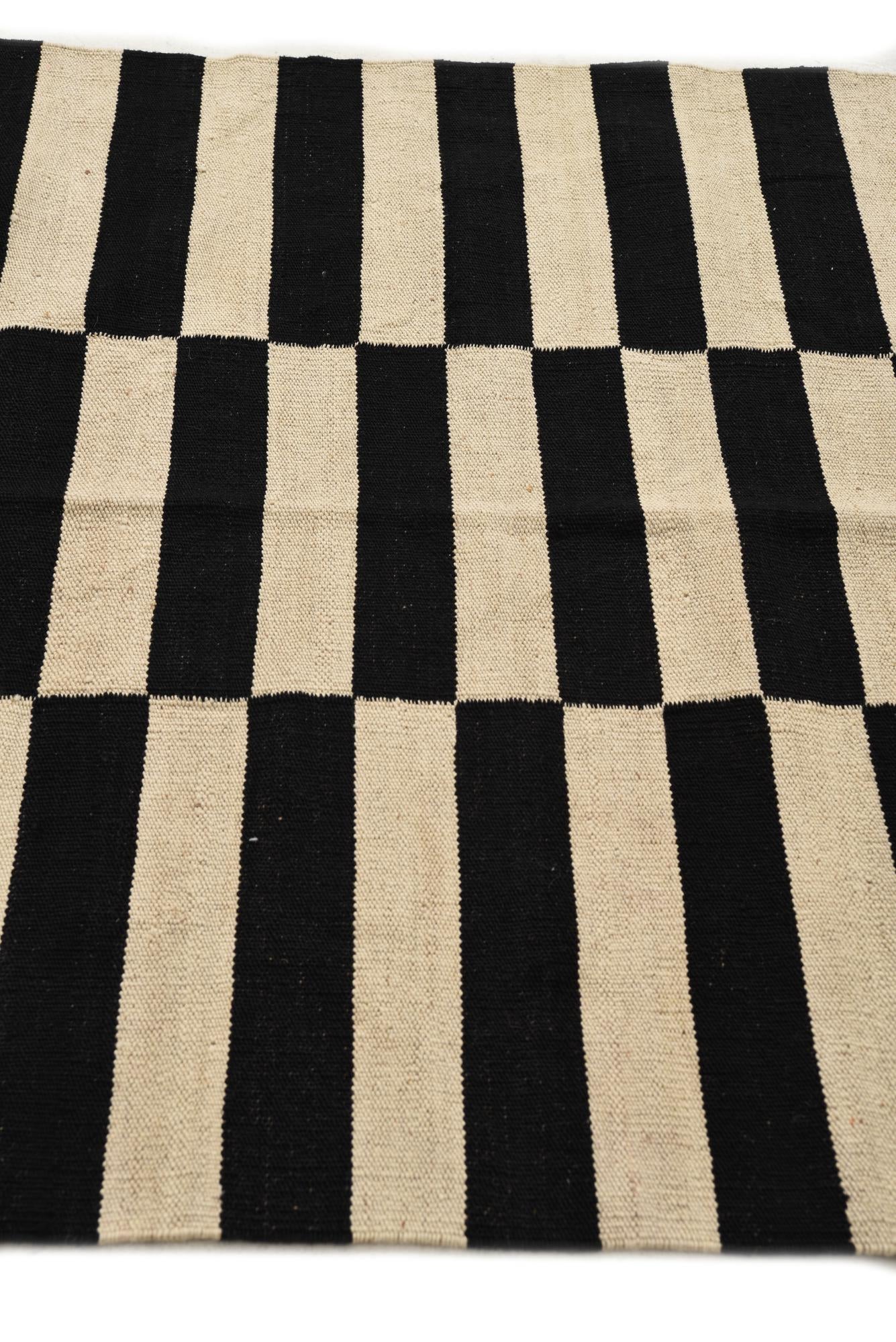 3' 5 x 4' 7 Hand Woven Kilim Modern Wool Rug