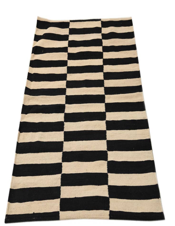 Detail image of 3' 3 x 4' 8  Hand Woven Kilim Modern Wool Rug