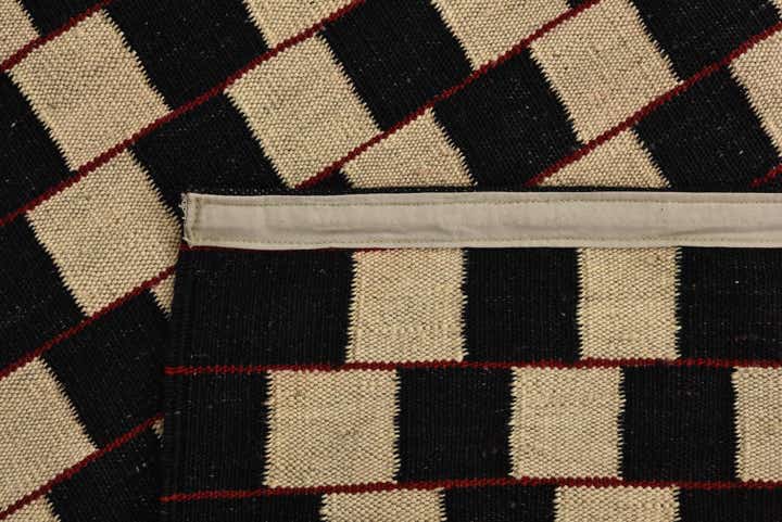 5' 9 x 7' 5 Hand Woven Kilim Modern Wool Rug