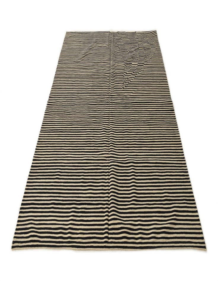 Detail image of 5' 8 x 7' 10  Hand Woven Kilim Modern Wool Rug