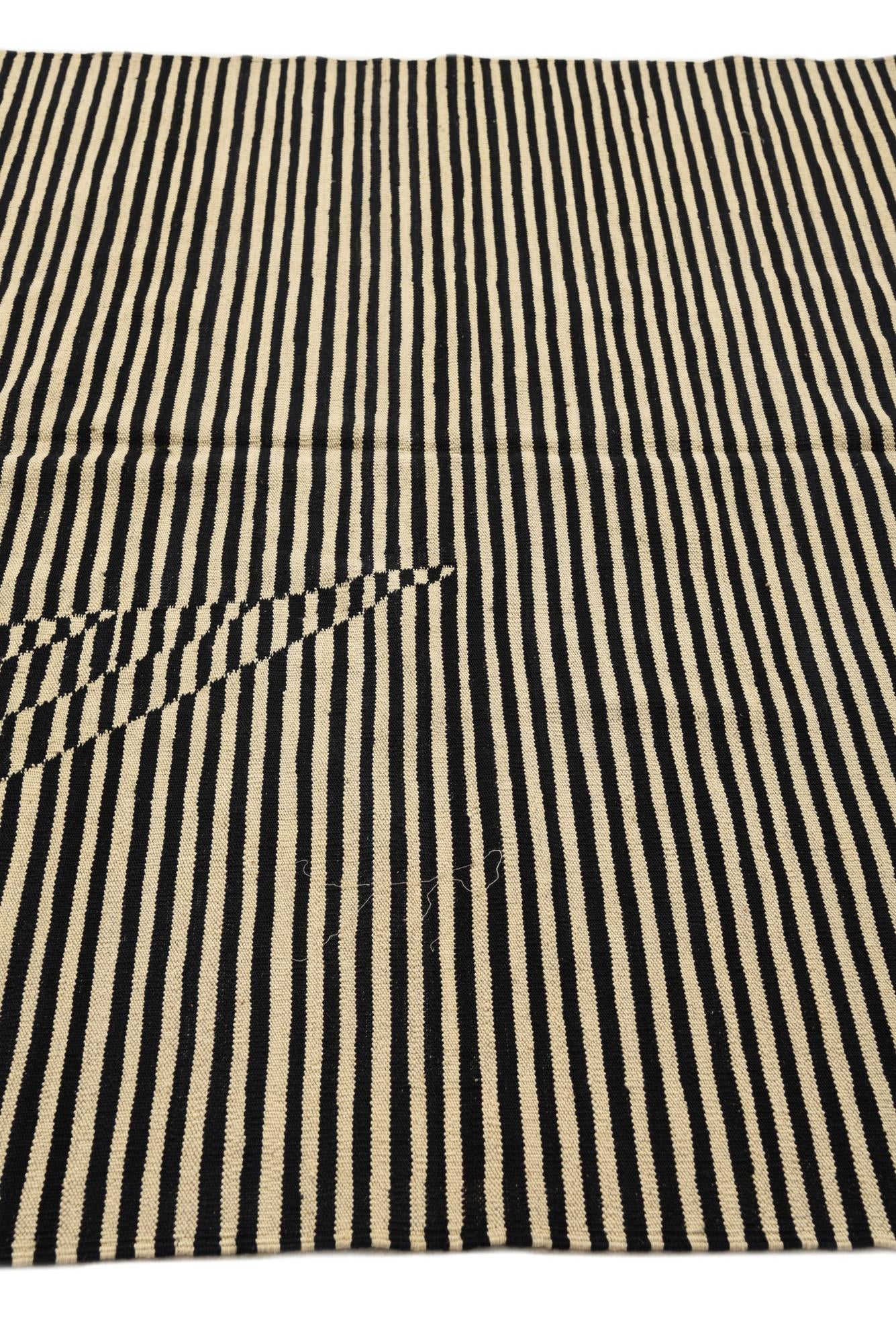 5' 9 x 7' 10 Hand Woven Kilim Modern Wool Rug