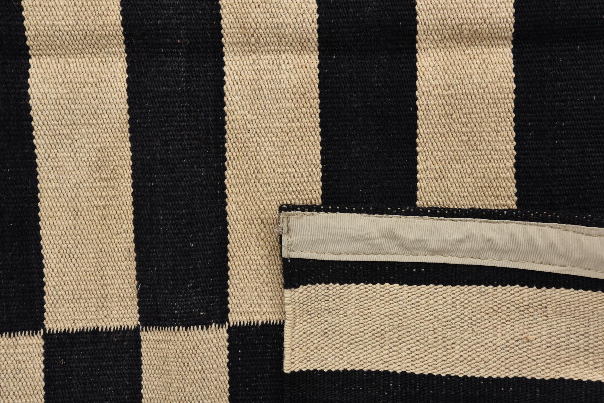 3' 3 x 4' 11 Hand Woven Kilim Modern Wool Rug