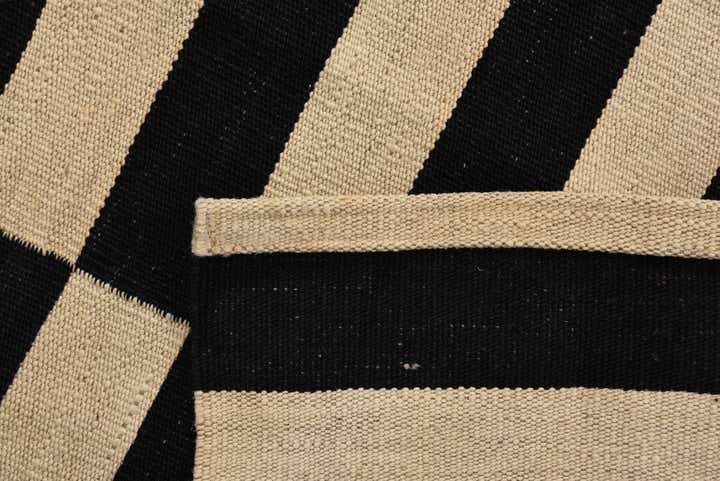 2' 7 x 4' 10 Hand Woven Kilim Modern Wool Rug