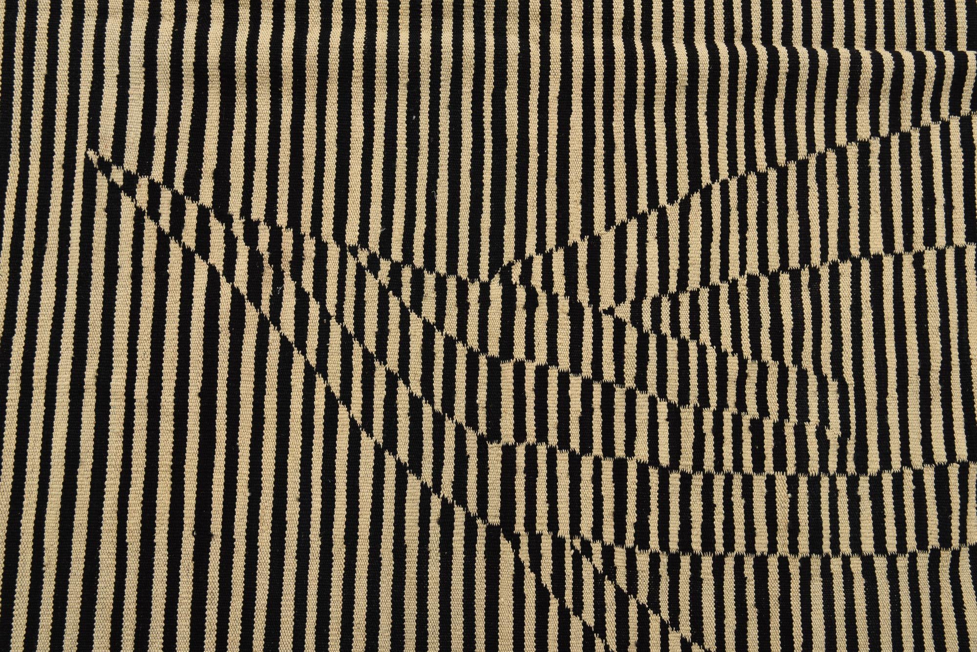 5' 7 x 7' 9 Hand Woven Kilim Modern Wool Rug