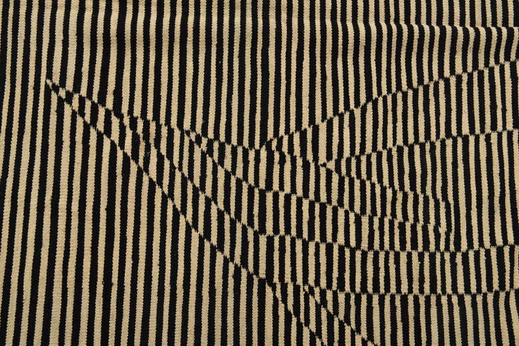 Detail image of 5' 7 x 7' 9 Hand Woven Kilim Modern Wool Rug