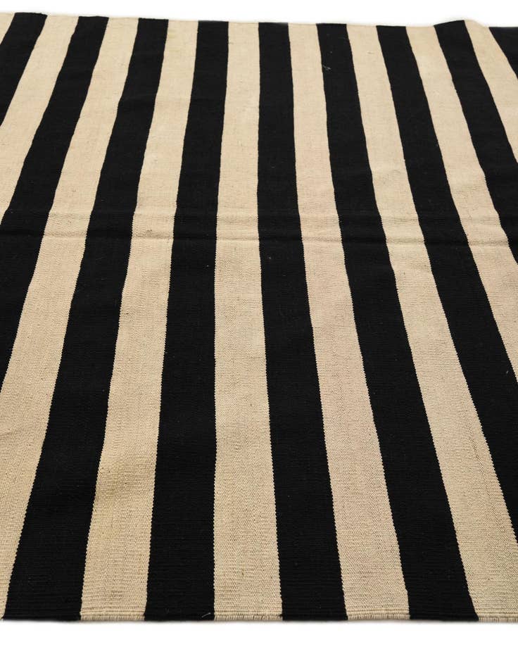 Detail image of 6' 8 x 9' 9  Hand Woven Kilim Modern Wool Rug