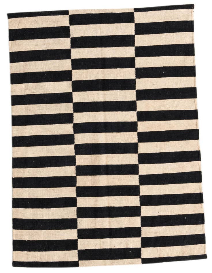 Detail image of 3' 4 x 4' 10 Hand Woven Kilim Modern Wool Rug