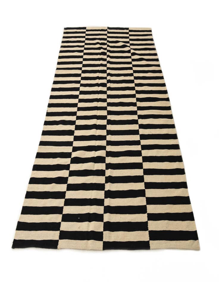 Detail image of 6' 3 x 9' 10  Hand Woven Kilim Modern Wool Rug