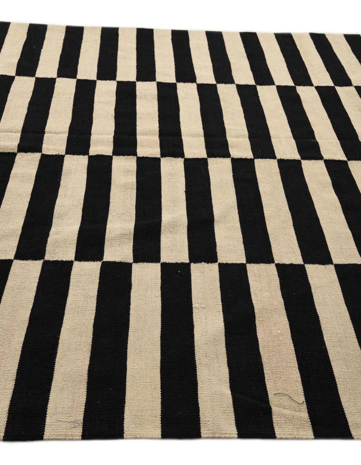 Detail image of 6' 7 x 9' 9  Hand Woven Kilim Modern Wool Rug