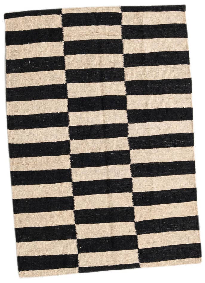 Detail image of 2' 8 x 3' 10 Hand Woven Kilim Modern Wool Rug