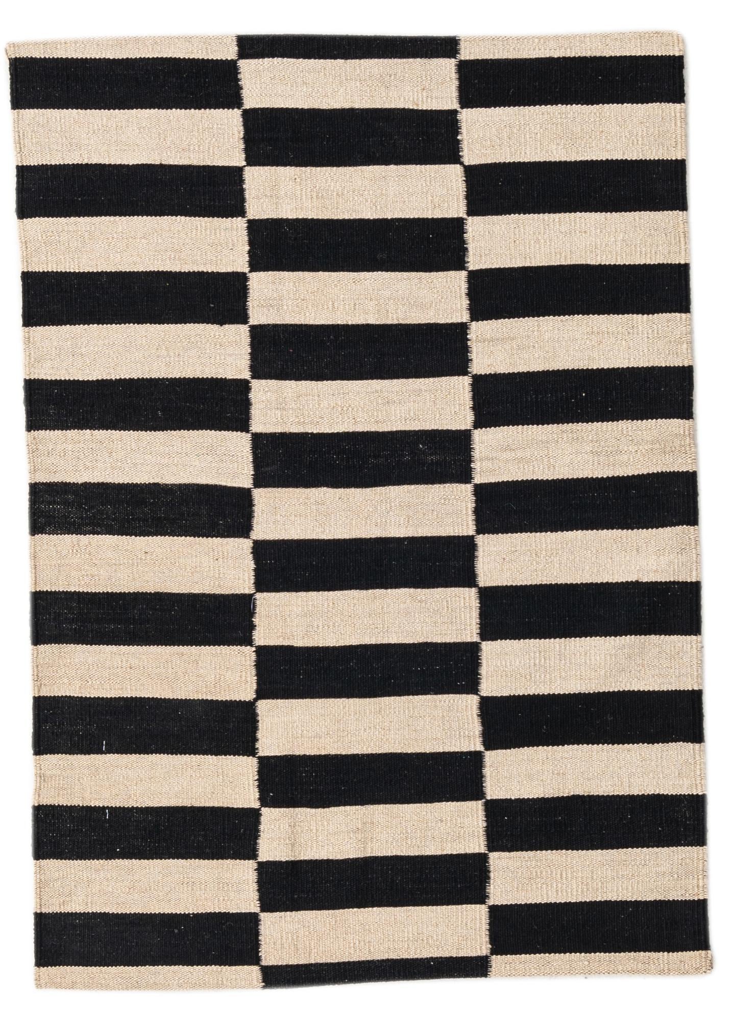 2' 8 x 3' 9 Hand Woven Kilim Modern Wool Rug