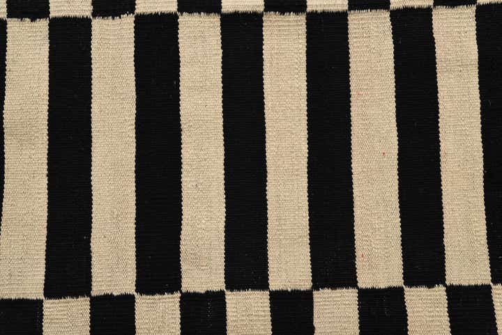 5' 5 x 7' 11 Hand Woven Kilim Modern Wool Rug