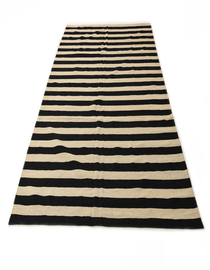 Detail image of 6' 7 x 9' 9  Hand Woven Kilim Modern Wool Rug