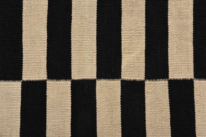 2' 8 x 3' 9 Hand Woven Kilim Modern Wool Rug