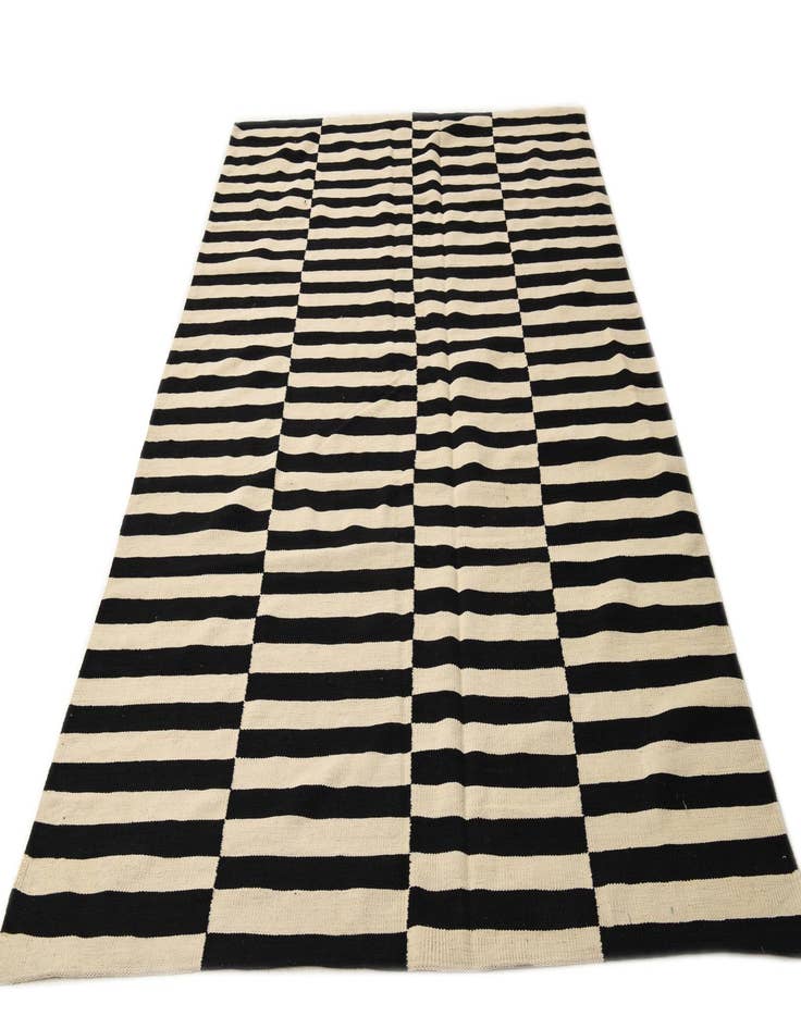Detail image of 6' 4 x 9' 10 Hand Woven Kilim Modern Wool Rug