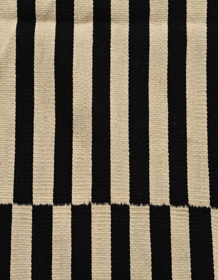 Detail image of 6' 4 x 9' 10 Hand Woven Kilim Modern Wool Rug