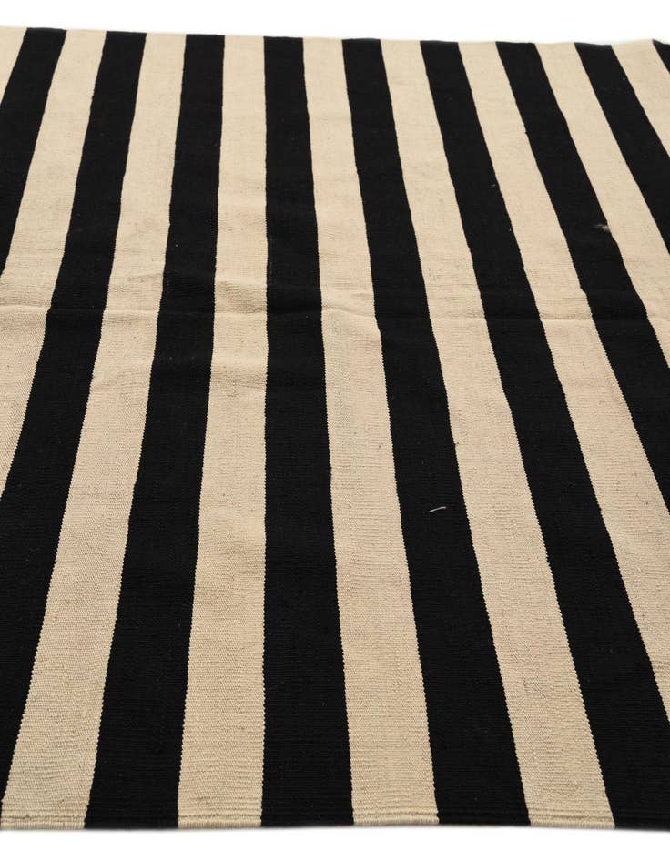 Detail image of 6' 9 x 9' 11  Hand Woven Kilim Modern Wool Rug