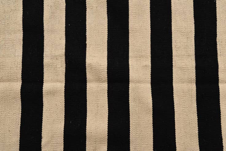 Detail image of 6' 9 x 9' 11 Hand Woven Kilim Modern Wool Rug