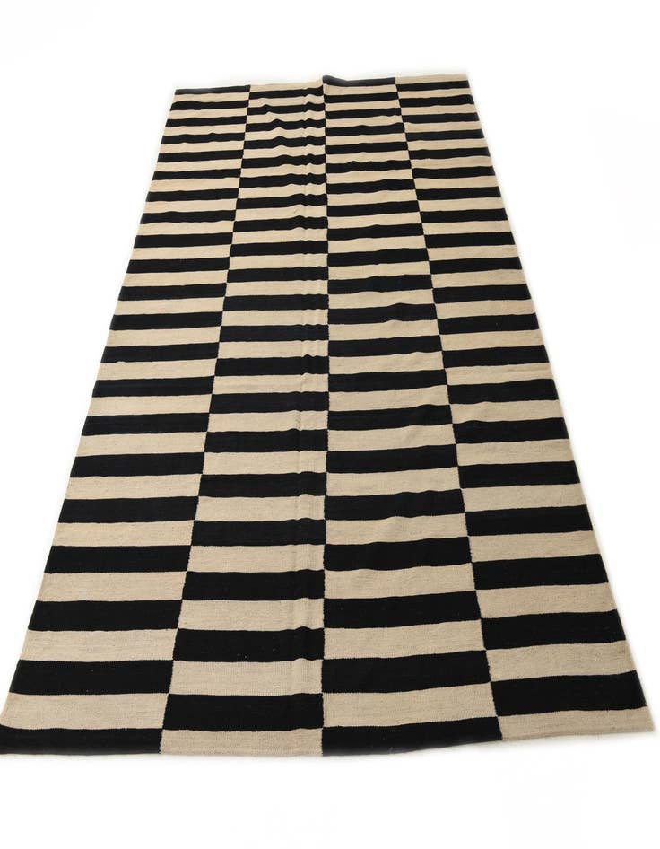 Detail image of 6' 10 x 9' 8  Hand Woven Kilim Modern Wool Rug