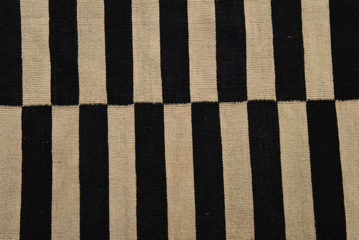 6' 10 x 9' 8 Hand Woven Kilim Modern Wool Rug