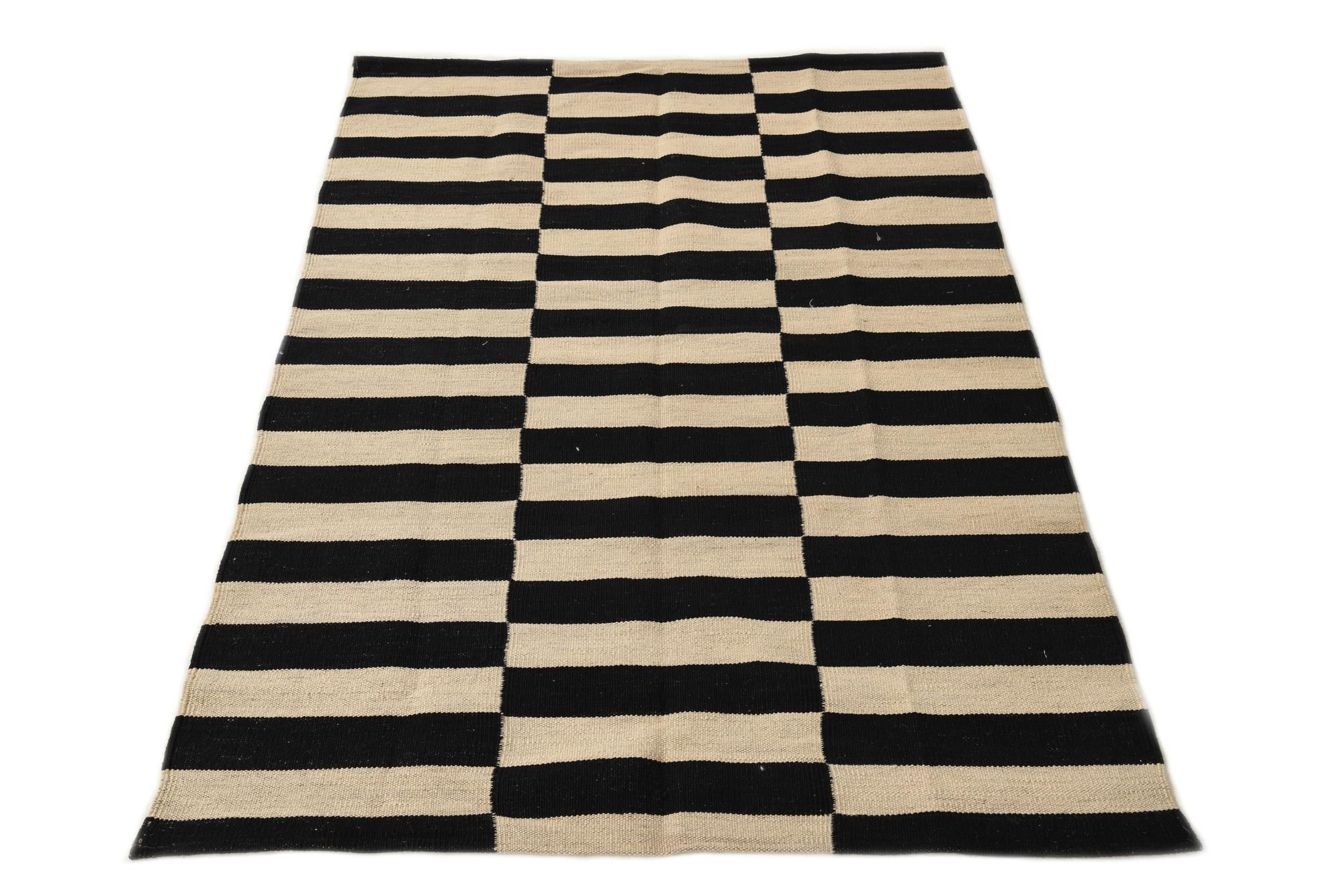 3' 4 x 5' Hand Woven Kilim Modern Wool Rug