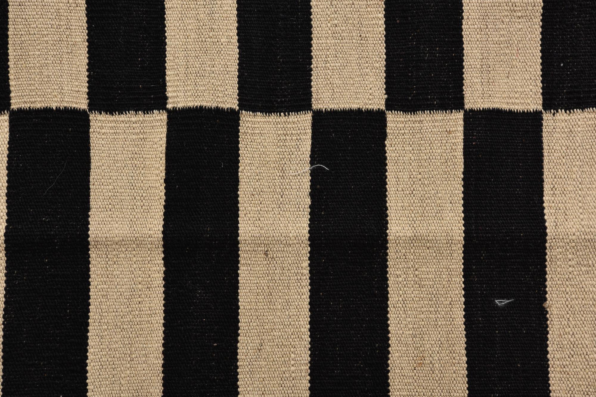 3' 4 x 5' Hand Woven Kilim Modern Wool Rug