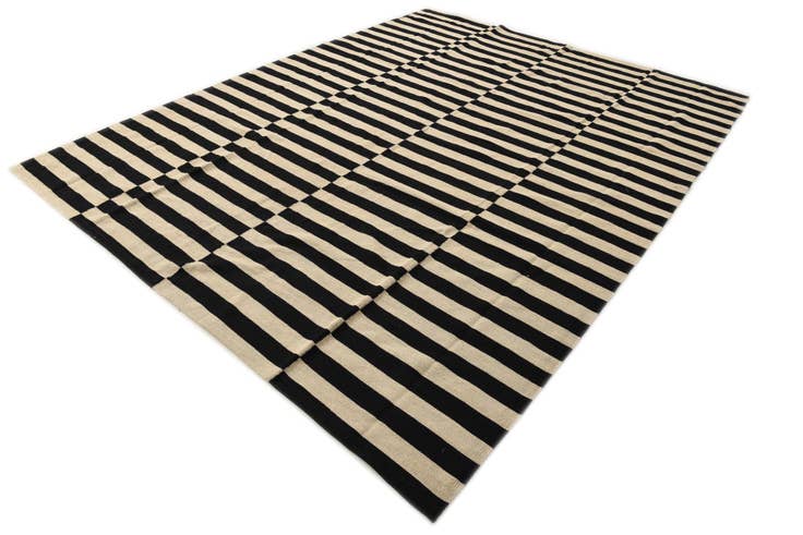 Detail image of 8' 3 x 10' 9 Hand Woven Kilim Modern Wool Rug