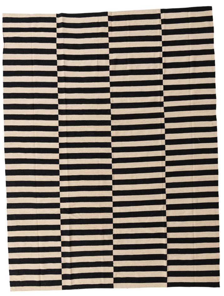 Detail image of 8' 3 x 10' 9 Hand Woven Kilim Modern Wool Rug