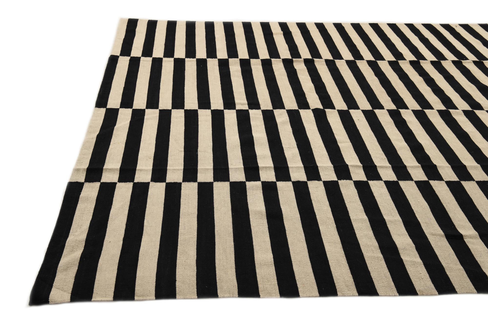 8' 4 x 10' 1 Hand Woven Kilim Modern Wool Rug