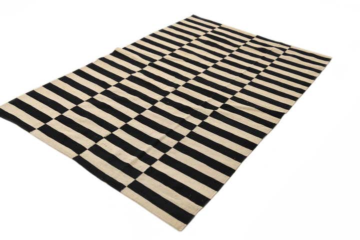 5' 5 x 7' 10 Hand Woven Kilim Modern Wool Rug