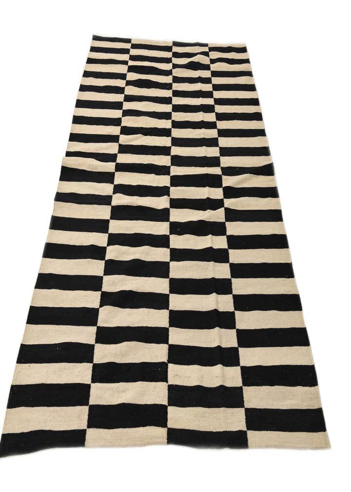 5' 5 x 7' 10 Hand Woven Kilim Modern Wool Rug