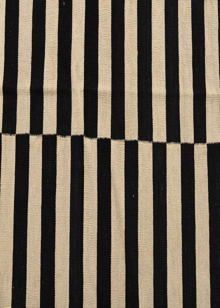 5' 5 x 7' 10 Hand Woven Kilim Modern Wool Rug