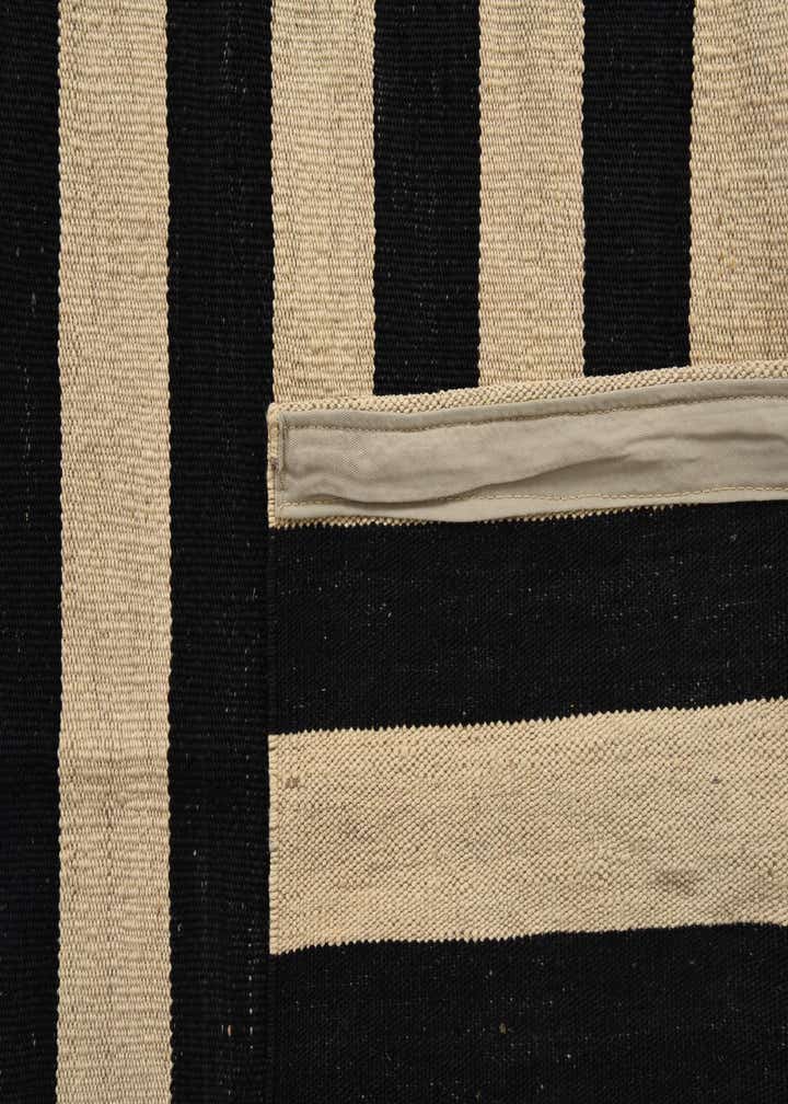 5' 5 x 7' 10 Hand Woven Kilim Modern Wool Rug