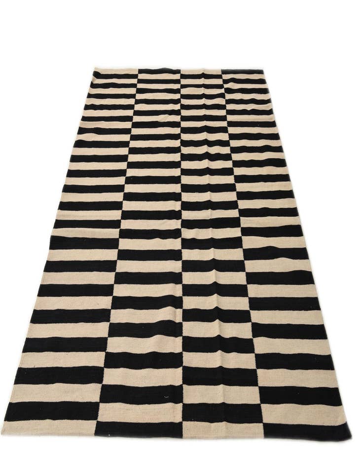 Detail image of 5' 9 x 7' 9  Hand Woven Kilim Modern Wool Rug