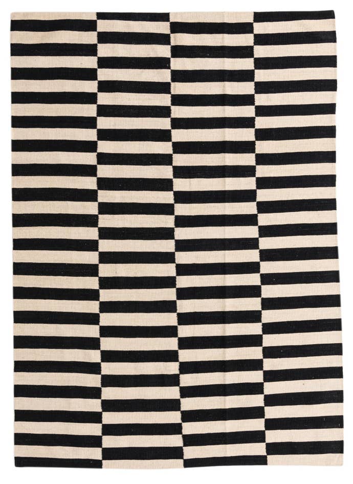 Detail image of 5' 8 x 7' 11 Hand Woven Kilim Modern Wool Rug