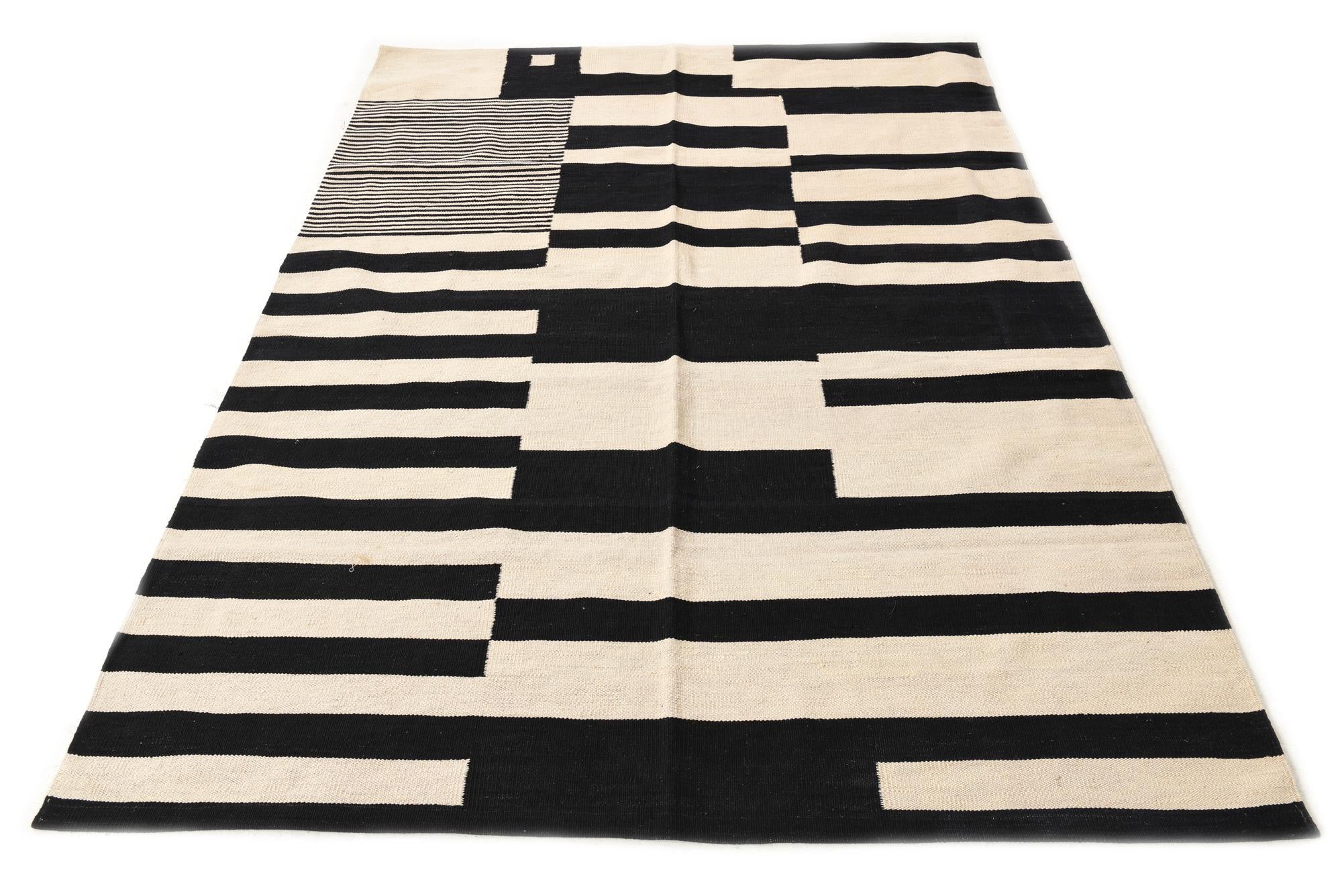 5' 8 x 7' 9 Hand Woven Kilim Modern Wool Rug