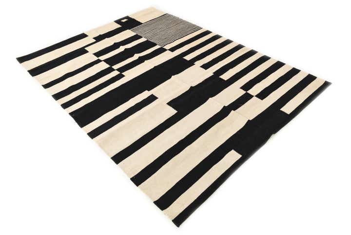 5' 8 x 7' 9 Hand Woven Kilim Modern Wool Rug