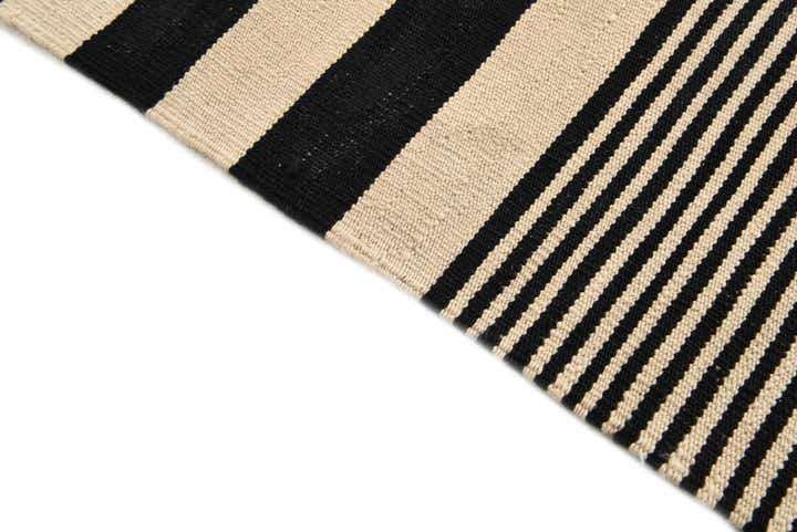 5' 8 x 7' 9 Hand Woven Kilim Modern Wool Rug