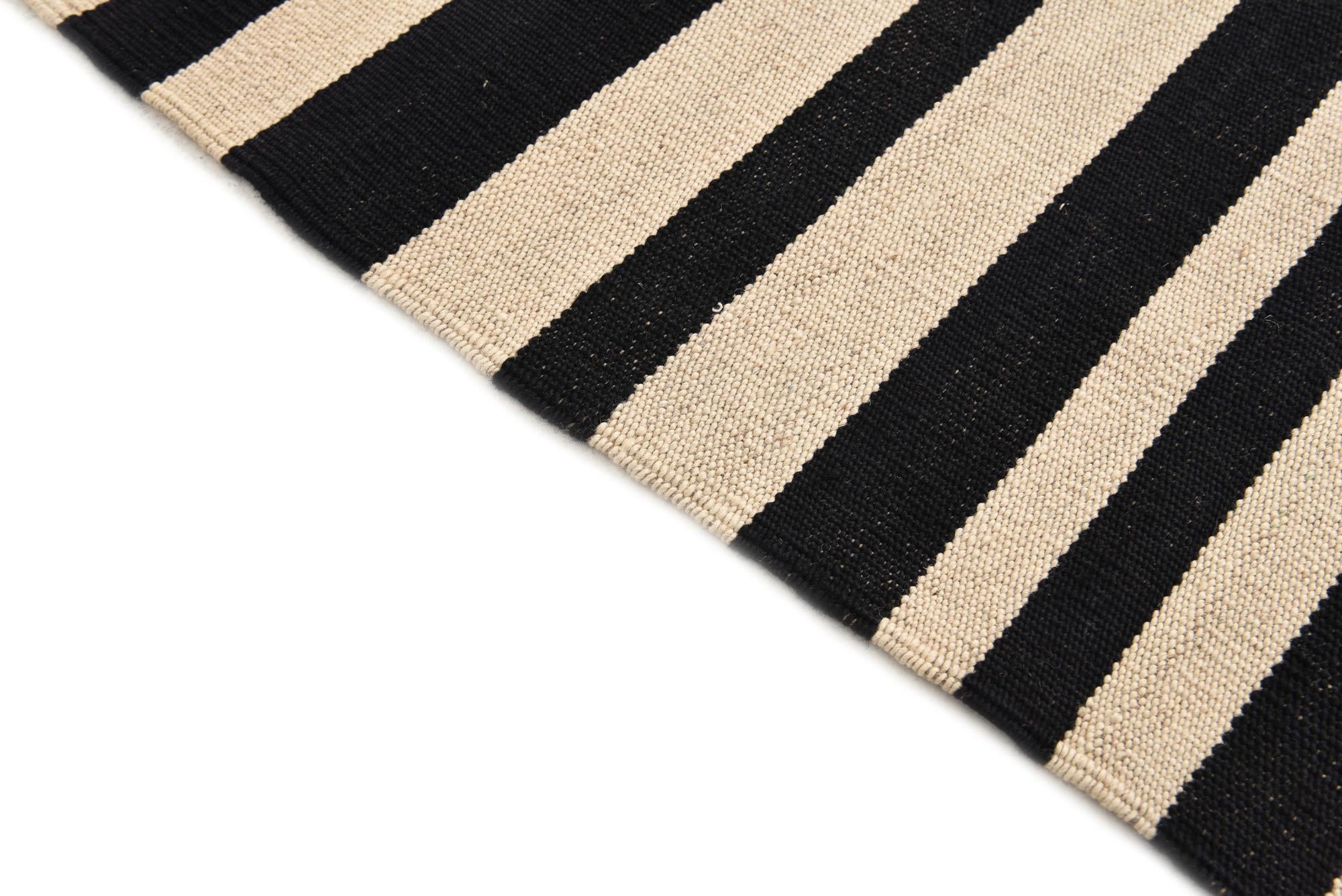 6' x 7' 6 Hand Woven Kilim Modern Wool Rug