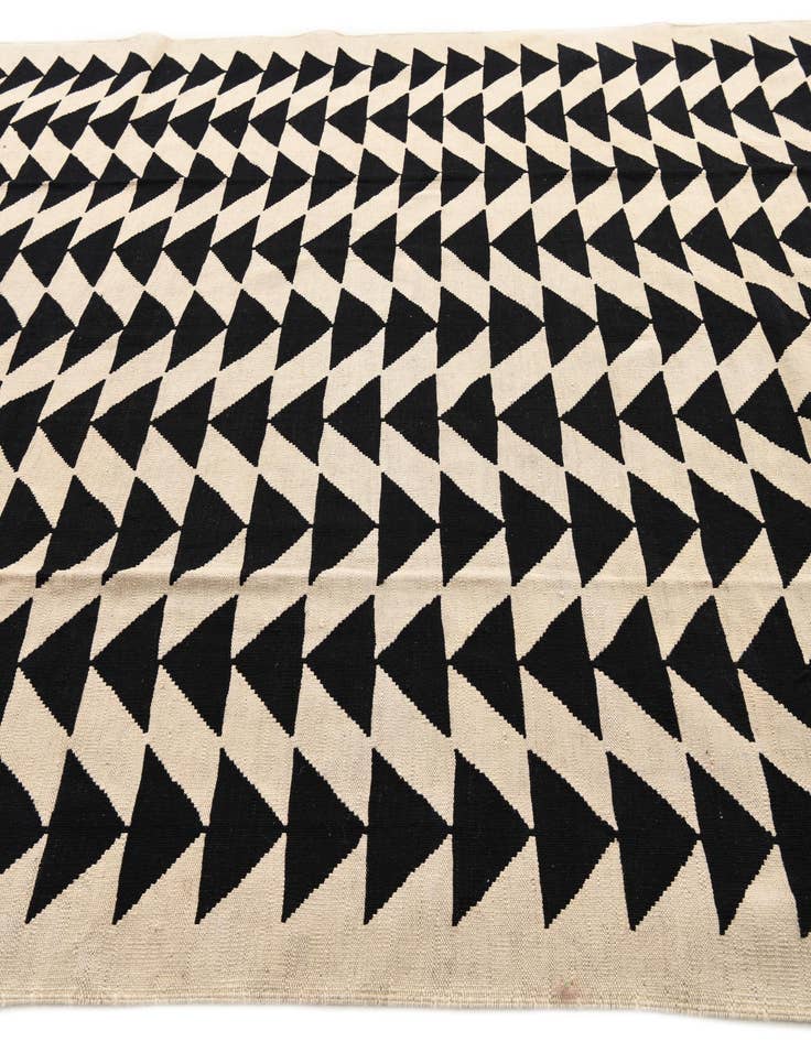 Detail image of 8' 3 x 10'  Hand Woven Kilim Modern Wool Rug