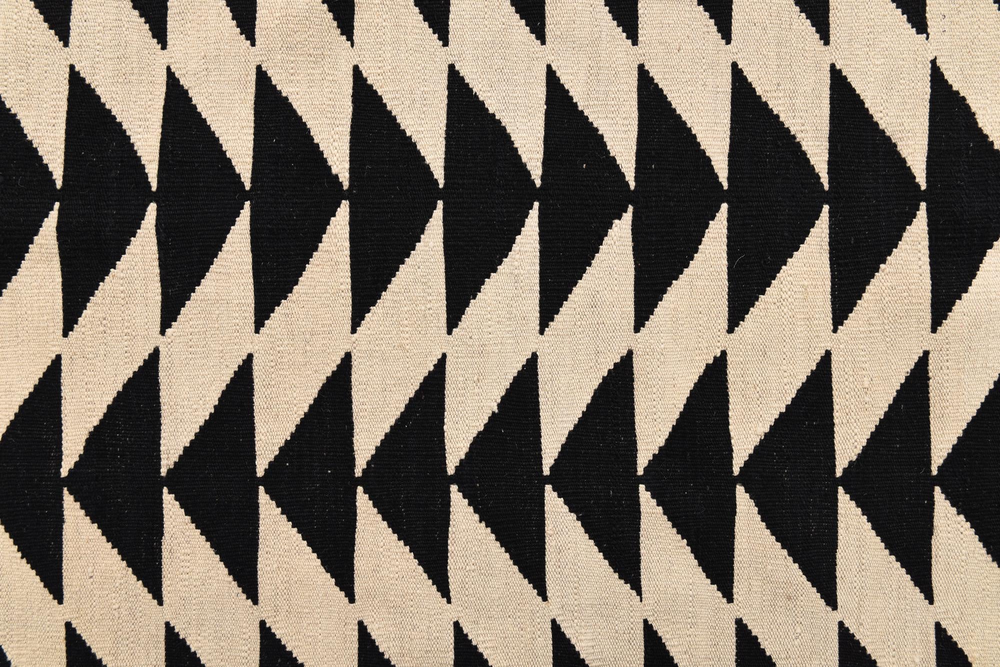 8' 3 x 10' Hand Woven Kilim Modern Wool Rug