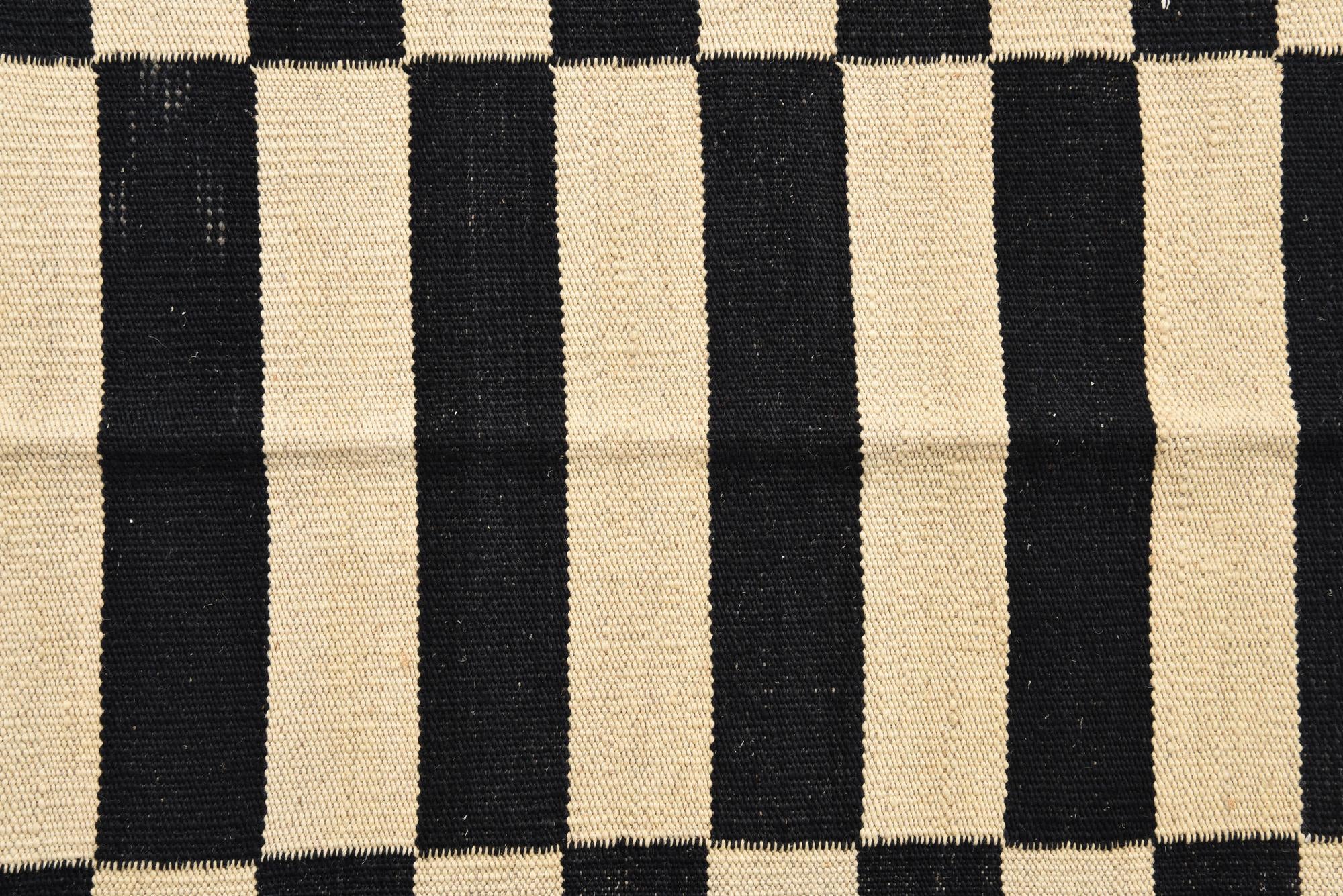 3' 4 x 4' 10 Hand Woven Kilim Modern Wool Rug