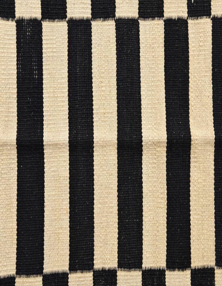 Detail image of 3' 4 x 4' 10  Hand Woven Kilim Modern Wool Rug