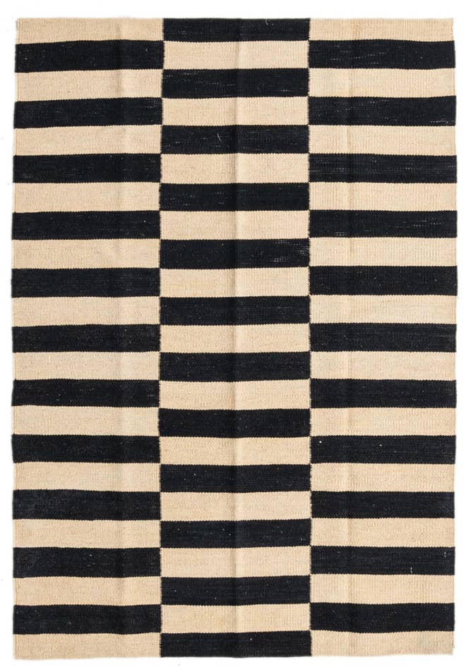 Detail image of 3' 4 x 4' 10 Hand Woven Kilim Modern Wool Rug