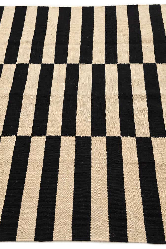4' 2 x 6' Hand Woven Kilim Modern Wool Rug