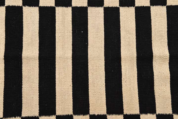 4' 2 x 6' Hand Woven Kilim Modern Wool Rug