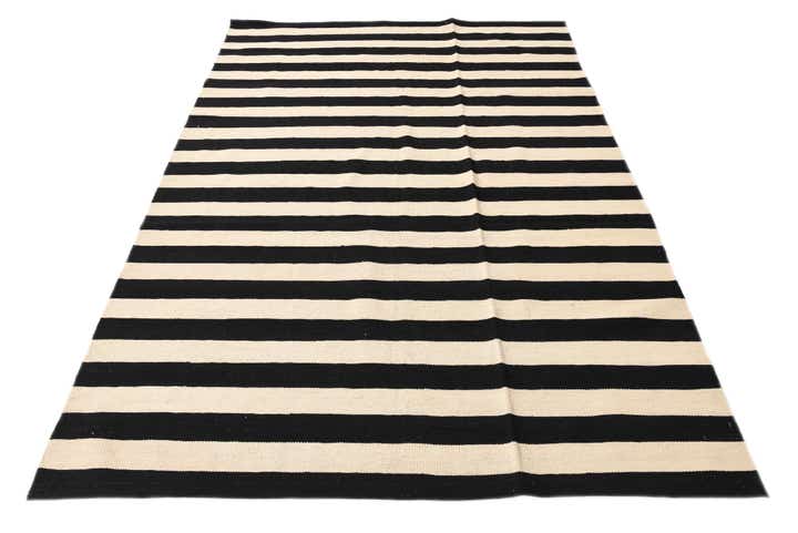 5' 6 x 8' 6 Hand Woven Kilim Modern Wool Rug